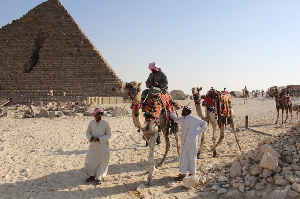 egypt, pyramids, desert-3760000.jpg